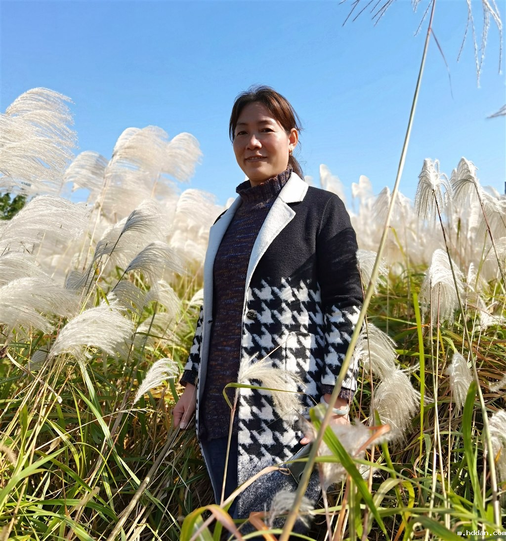 7教师第二党支部 赵凡.jpg 7教师第二党支部 赵凡.jpg