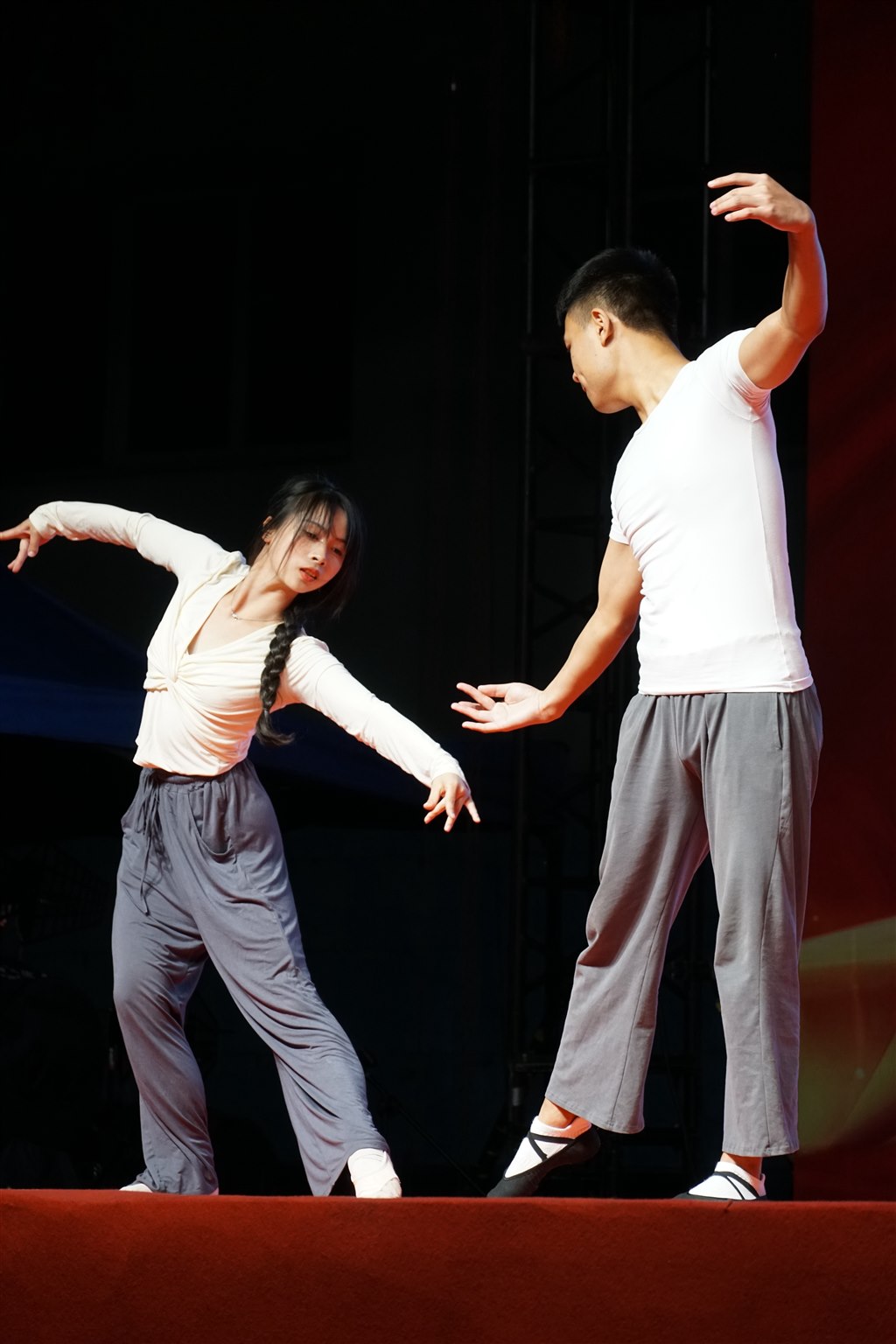 10歌舞征途.JPG 10歌舞征途.JPG