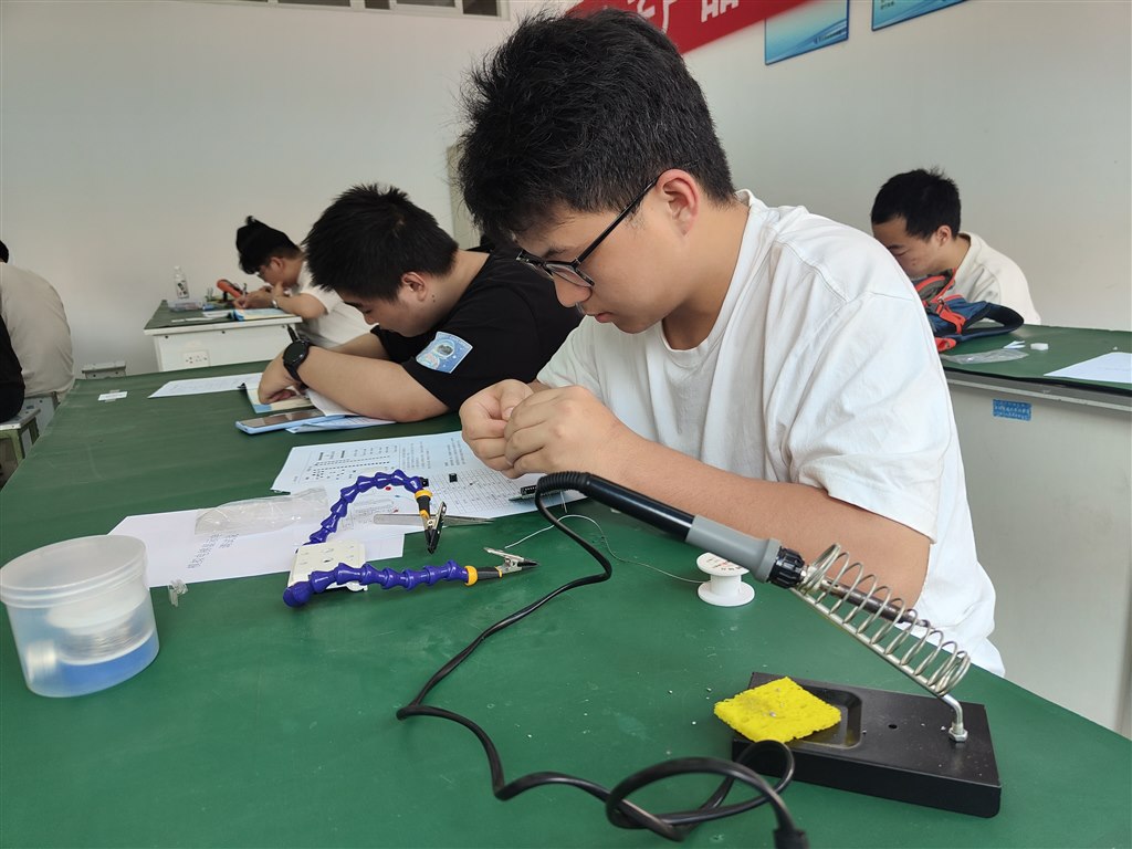 大赛照片8.jpg 大赛照片8.jpg