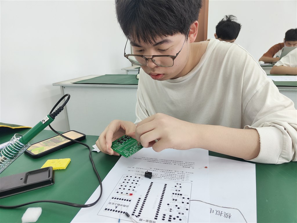 大赛照片15.jpg 大赛照片15.jpg